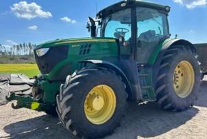 John Deere 6150 R