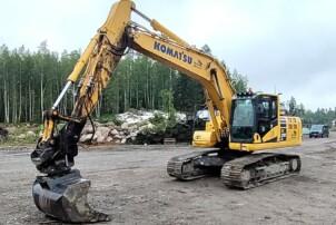 Komatsu PC210LC-11