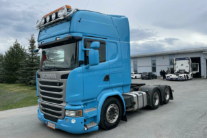 Scania R490 Topline 6x2 vetopöytäauto