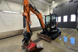 Doosan DX35Z Kumitelakaivukone