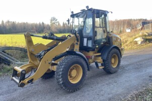 CAT 908 M kuormaaja