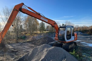 Hitachi EX60-5 pitkäpuominen