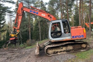 Hitachi EX200 Telakaivinkone