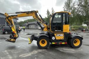 JCB Hydradic 110 W + Leica iCON 3D