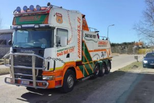 Scania 480 Raskashinausauto