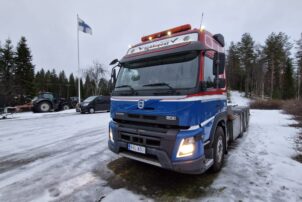 Volvo FMX 500 8X4 + Hiab 24t