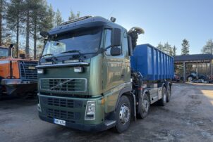 Volvo FH12 8X2 / AJK-koukku / Hiab-195