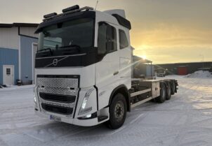 Volvo FH540 8x4