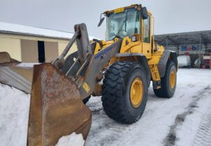 Volvo L120E Pyöräkuormaaja