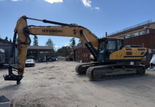 Hyundai HX330 L / vain 3875h!