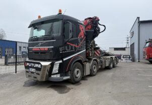 Volvo FH500 8X2 Fassi F820 nosturilla