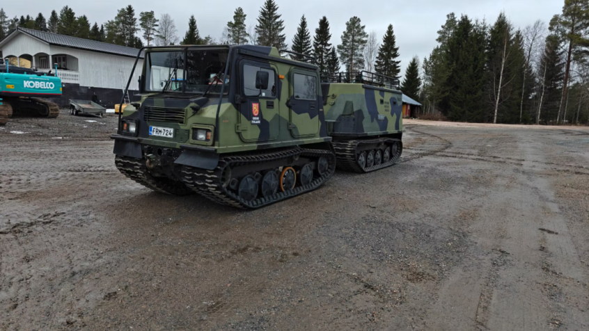 Maatorilla taas paljon kamppeita huutokaupassa