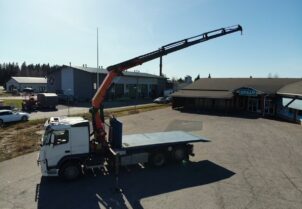 Volvo FM410 Koukku vaihtolava-auto Palfinger pilkillä