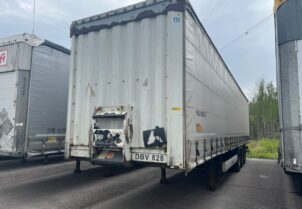 Krone SD pressukapellipuoliperävaunu
