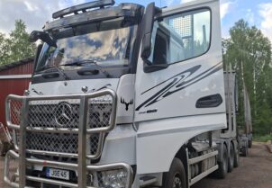 Mercedes-Benz Arocs