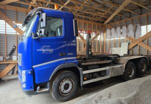 Volvo FH420 -Koukkulava