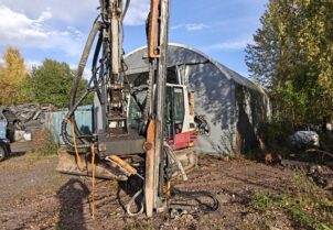 Takeuchi TB 290, excadrill 22 poralaitteistolla