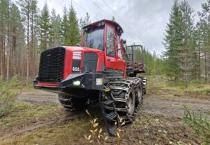 Komatsu XF 855-3