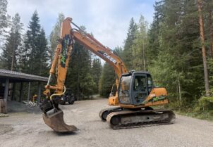 Case CX130 telakaivinkone